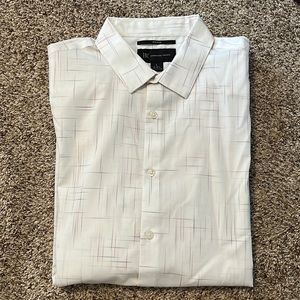Mens long sleeved dress shirt